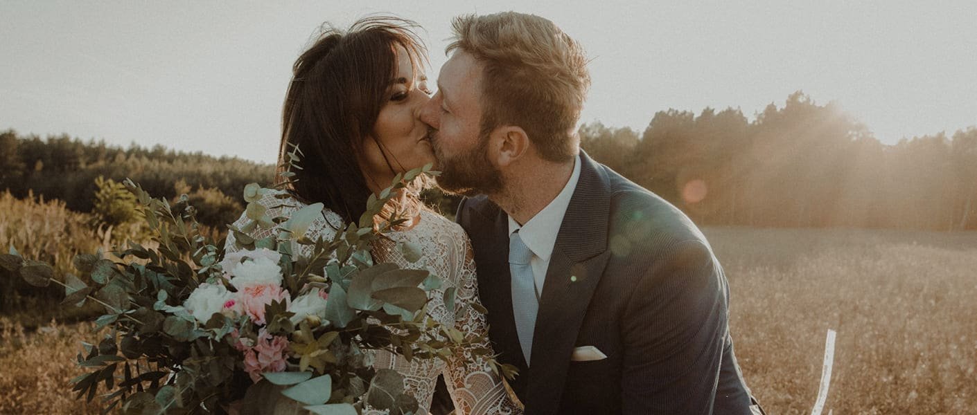 parallax-bg-2 parallax-bg-2